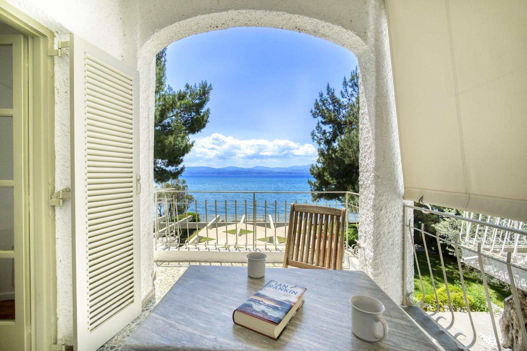 Marvelous Beach House Eretria  Exterior photo